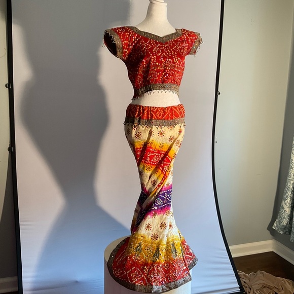 Vibrant Dopamine Bollywood Outfit in a Stunning Array of Colors, Hand Made - Picture 5 of 16